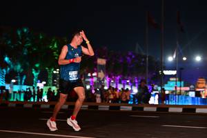 BIB: 470
                            <button type="button" onclick="openModal(15050046)" class="btn btn-primary btn-sm float-right btn-popup" data-toggle="modal" data-target=".modal-high-quality">
                        <i class="fas fa-shopping-cart"></i> Add to Cart
                    </button>
                                            <button type="button" onclick="isThisMe(15050046, true)" class="btn btn-success btn-sm float-right btn-popup btn-isme hidden" data-toggle="tooltip" data-placement="bottom" title="นี่คือรูปของคุณใช่ไหม คลิกที่นี่เพื่อเอาเข้าอัลบั้ม">
                        <i class="fas fa-plus"></i> Add to album
                    </button>
                    <button type="button" onclick="isThisMe(15050046, false)" class="btn btn-warning btn-sm float-right btn-popup btn-isnotme hidden">
                        <i class="fas fa-ban"></i> Remove from album
                    </button>